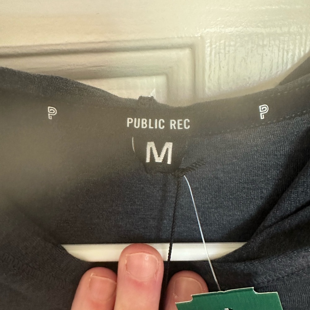 Public Rec Men’s GO-TO Hoodie (Navy) NWT - Picture 6 of 8